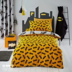 Batman Grey Reversible Glow in the Dark Duvet Cover and Pillowcase Set Kids, Polycotton, Dark Grey -Eve Home And Furniture Shop 1000182124 alt01