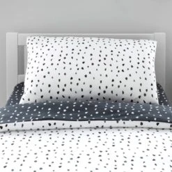 Dunelm Jersey Monochrome Spotted 100% Cotton Cot Bed / Toddler Duvet Cover and Pillowcase Set Reversible, Duvet Cover Sets -Eve Home And Furniture Shop 1000182135 alt02