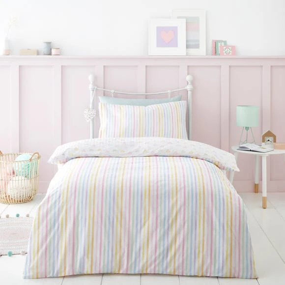 Dunelm Seersucker Hearts Reversible Duvet Cover and Pillowcase Set Duvet Cover Sets, MultiColoured, Polycotton 3 Dunelm Seersucker Hearts Reversible Duvet Cover and Pillowcase Set Duvet Cover Sets, MultiColoured, Polycotton - Image 3