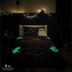 Harry Potter Hogwarts Glow in the Dark Bedspread Bedspreads & Runners, Quilted, Polycotton 9 Harry Potter Hogwarts Glow in the Dark Bedspread Bedspreads & Runners, Quilted, Polycotton -Eve Home And Furniture Shop 1000182251 alt03