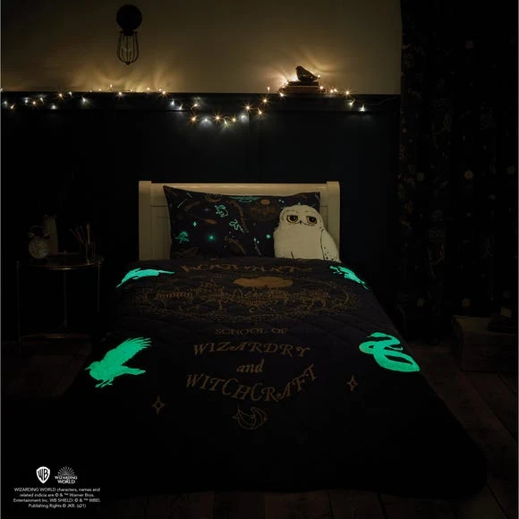 Harry Potter Hogwarts Glow in the Dark Bedspread Bedspreads & Runners, Quilted, Polycotton 5 Harry Potter Hogwarts Glow in the Dark Bedspread Bedspreads & Runners, Quilted, Polycotton - Image 5