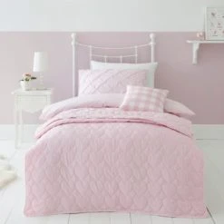 Dunelm Pink Heart Bedspread Polyester, Bedspreads & Runners, Quilted