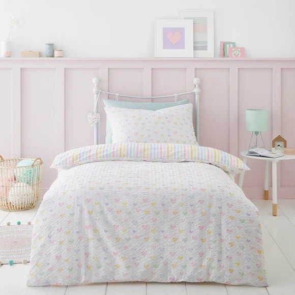 Dunelm Seersucker Hearts Reversible Duvet Cover and Pillowcase Set Duvet Cover Sets, MultiColoured, Polycotton 1 Dunelm Seersucker Hearts Reversible Duvet Cover and Pillowcase Set Duvet Cover Sets, MultiColoured, Polycotton