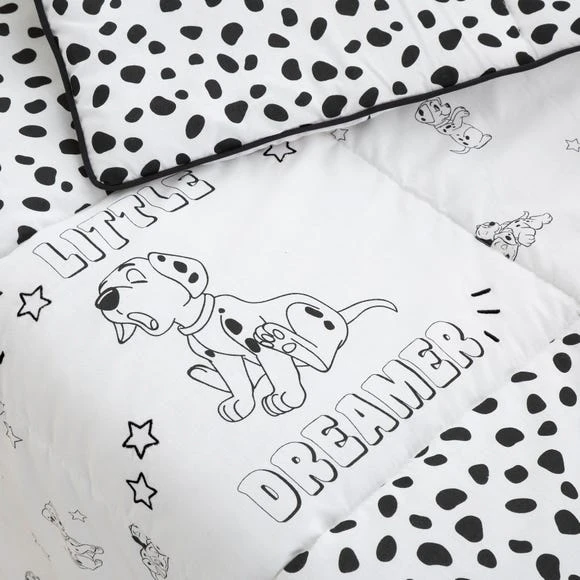 Disney 101 Dalmatians 100% Cotton 4 Tog Cot Bed / Toddler Quilt Patterned, Animals, Kids 2 Disney 101 Dalmatians 100% Cotton 4 Tog Cot Bed / Toddler Quilt Patterned, Animals, Kids - Image 2
