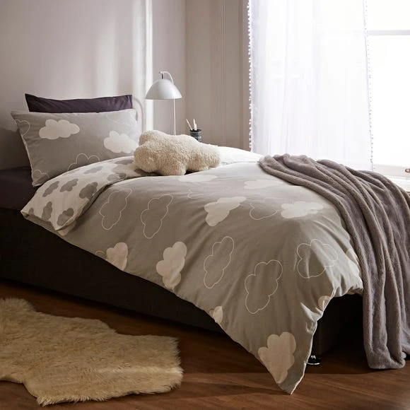 Dunelm Cloud 100% Brushed Cotton Reversible Duvet Cover and Pillowcase Set Printed, Duvet Cover Sets, Light Grey 2 Dunelm Cloud 100% Brushed Cotton Reversible Duvet Cover and Pillowcase Set Printed, Duvet Cover Sets, Light Grey - Image 2