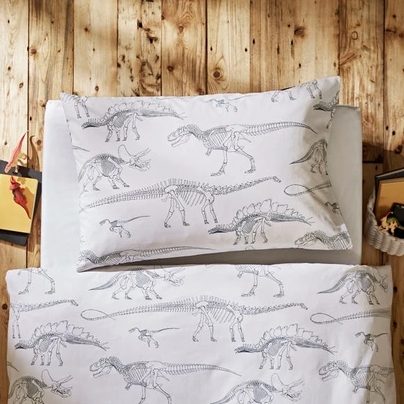Natural History Museum Fossil Forager 100% Cotton Duvet Cover and Pillowcase Set Duvet Cover Sets, Kids, Reversible 4 Natural History Museum Fossil Forager 100% Cotton Duvet Cover and Pillowcase Set Duvet Cover Sets, Kids, Reversible - Image 4